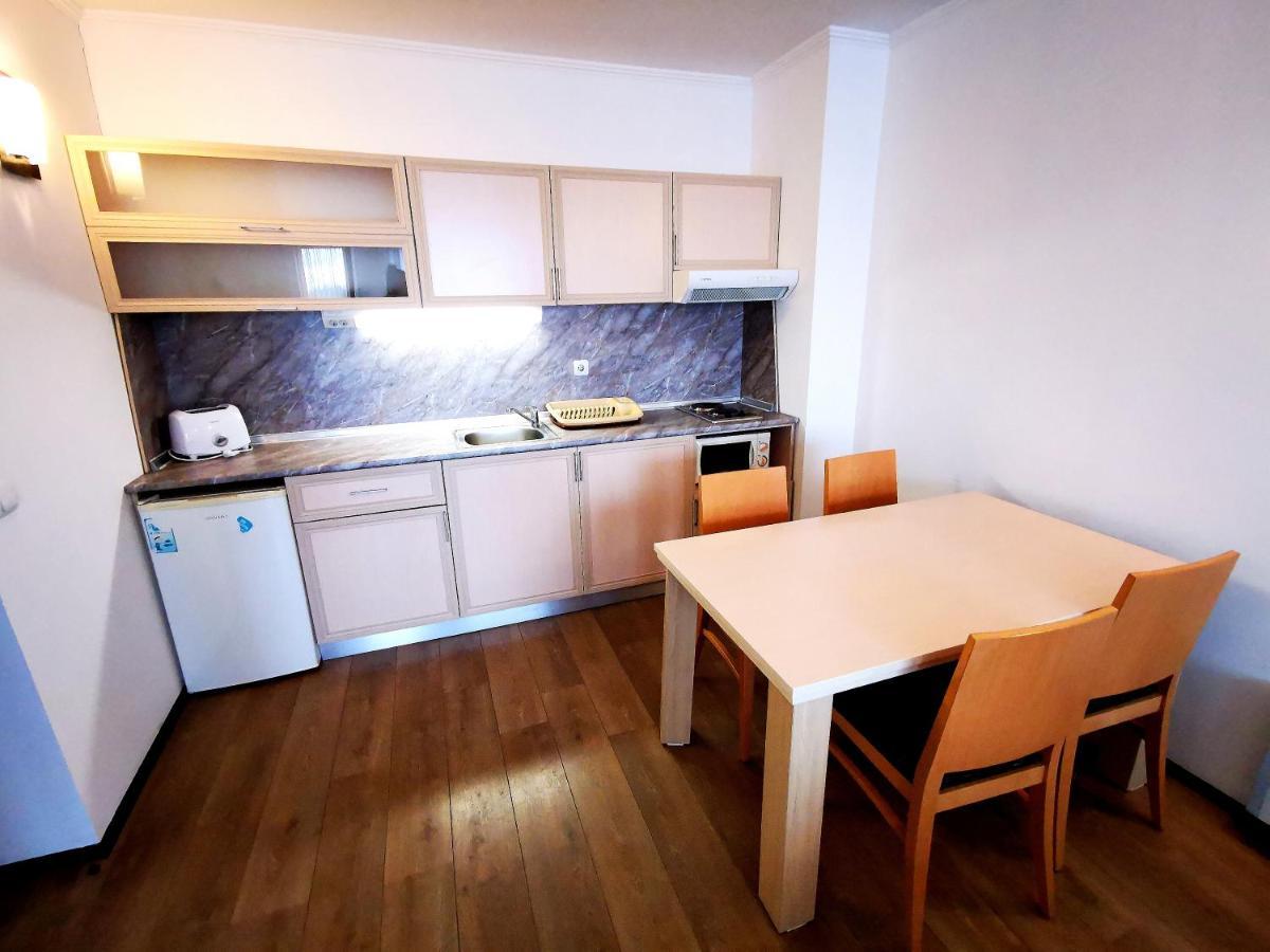 Viva 6 Apartment In Hotel Stenata ปอมโปโรโว ภายนอก รูปภาพ