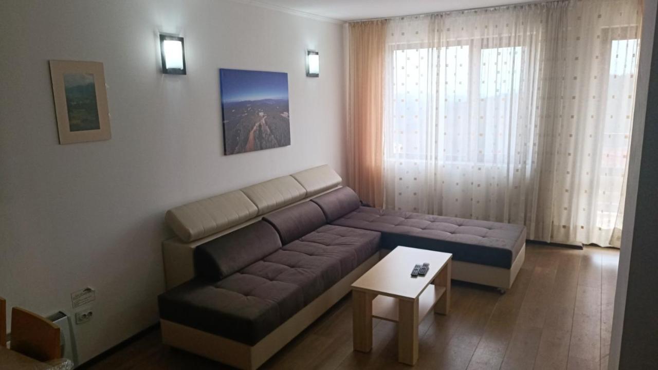 Viva 6 Apartment In Hotel Stenata ปอมโปโรโว ภายนอก รูปภาพ